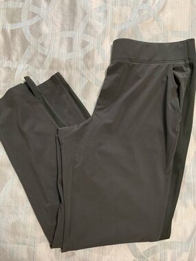 Athleta Women's Olive Green/Gray Brooklyn Ankle Length Pants Size 8